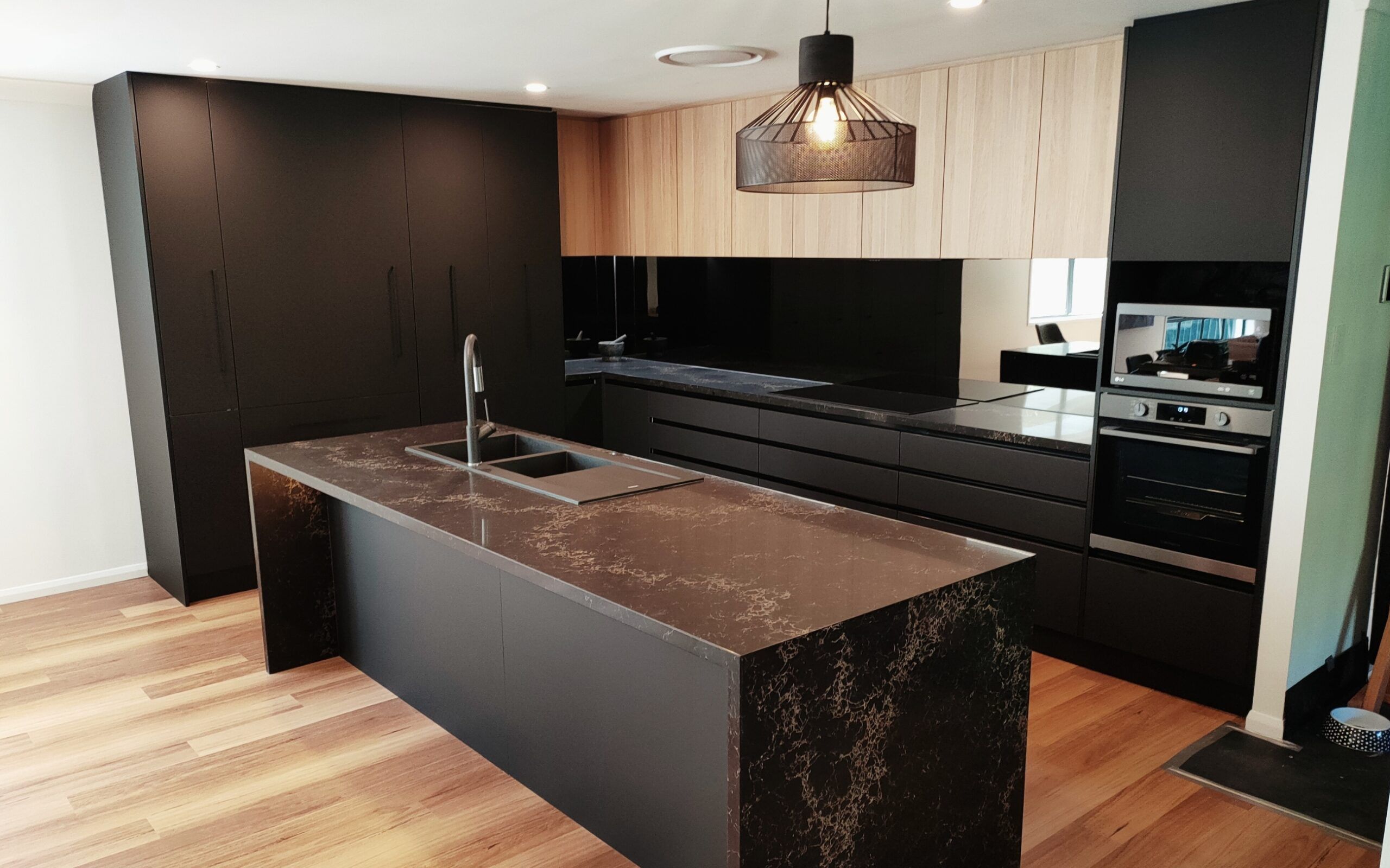 Modern black Sunshine Coast kitchens